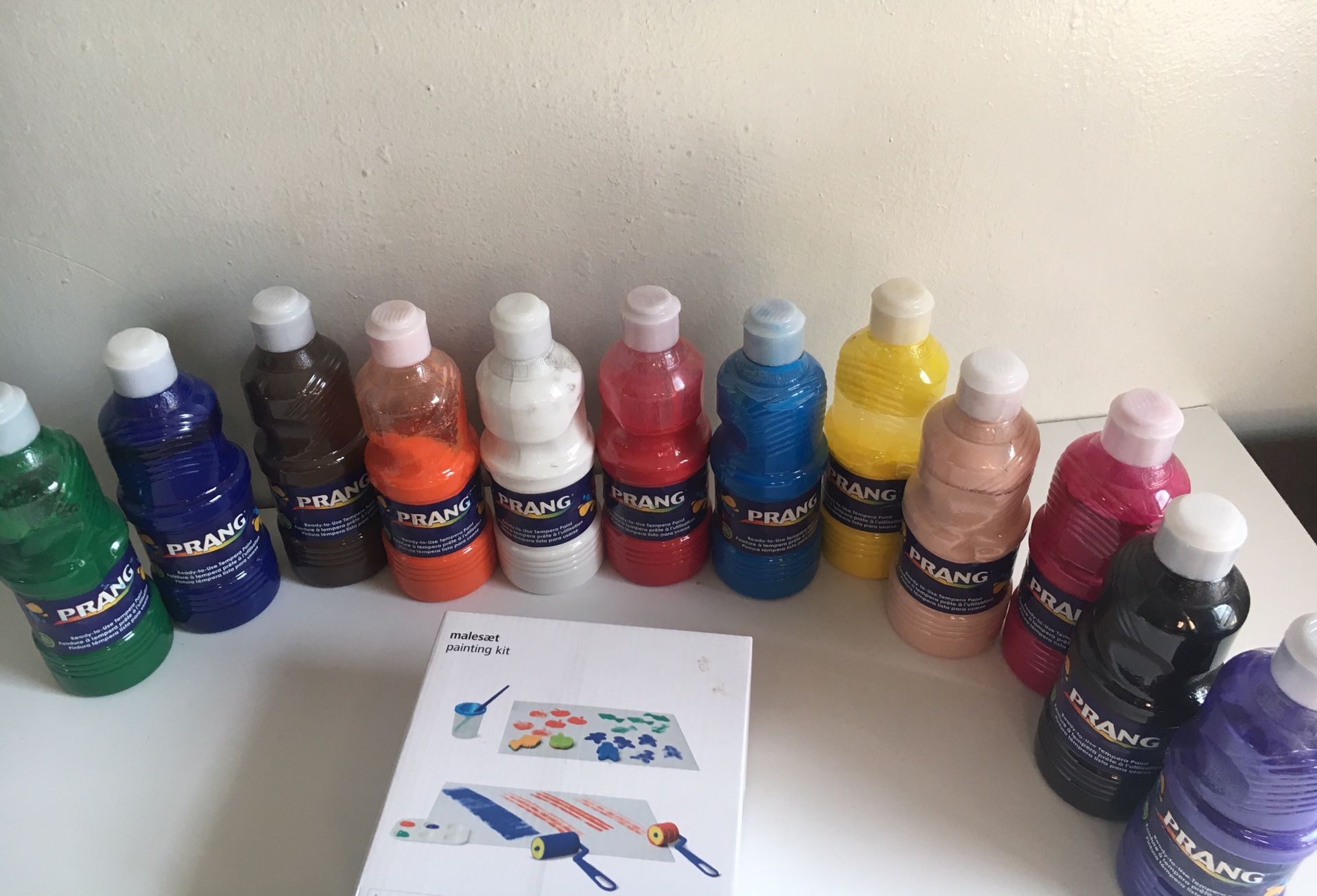 Prang non toxic paint and roller for toddlers/ kids