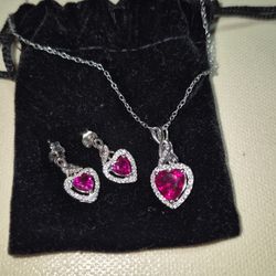 Valentines Heart Necklace Set