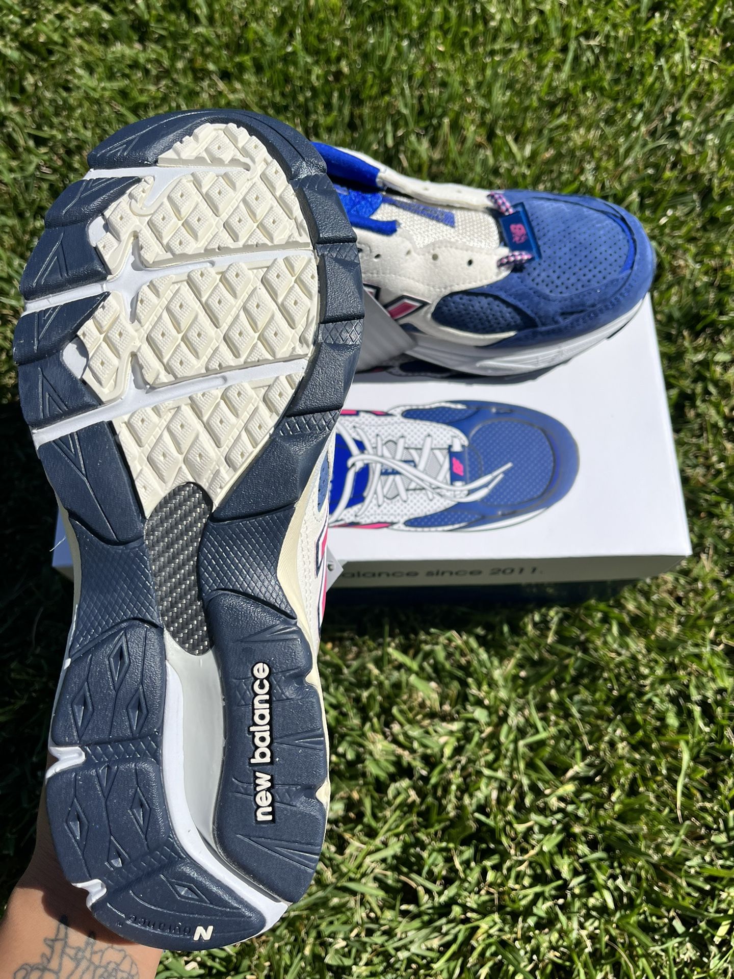 NEW BALANCE 990v3 - KITH DAYTONA SIZE 6.5M/8W - BRAND NEW
