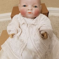 Antique Bye-Lo Baby. Grace S. Putman, Germany 13 Inch circumference head (Bisque)
