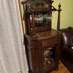 Wooden Wine Cabinet 