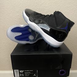 Jordan 11 Space Jam