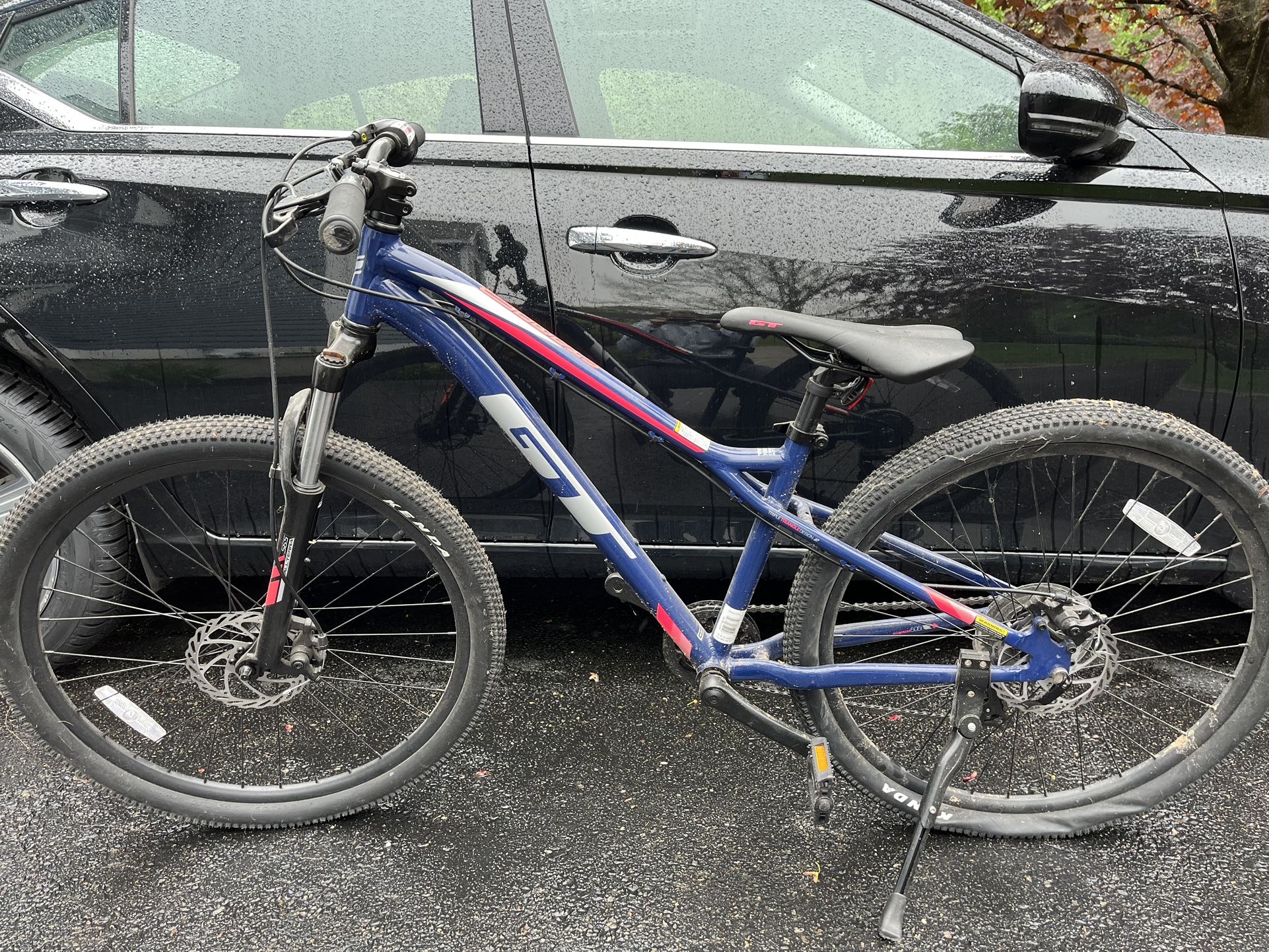 GT Stomper Pro 26 Inch Junior Mountain Bike
