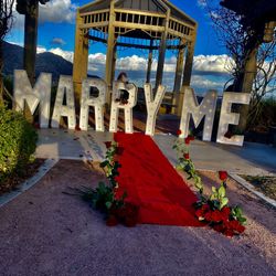MARQUEES 