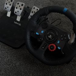 Logitech G29 Driving Force Racing Wheel + GTPlayer Gaming Chair and GTPlayer Stand