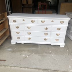 White 11 Drawer Solid Wood Dresser
