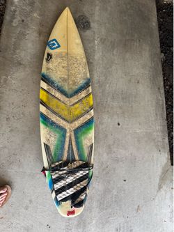 Surfboard 6’