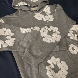 Grey (M) denim tear hoodie 