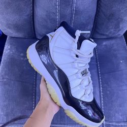 Size 10 - Jordan 11 Retro Mid Gratitude / Defining Moments