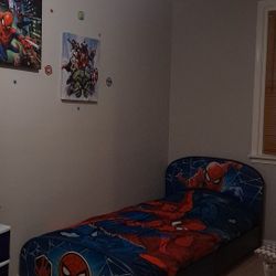 Spider-Man Twin Solid Wood Upholstered Bed 