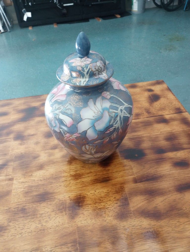 Chinoiserie Ginger Jar Decorative Porcelain 