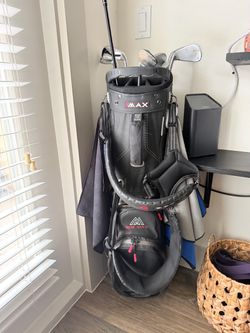 Golf club set and bag