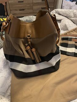 Authentic Burberry Purse