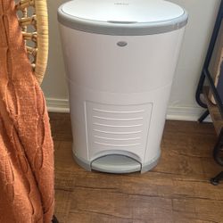 Dekor Diaper Pail 