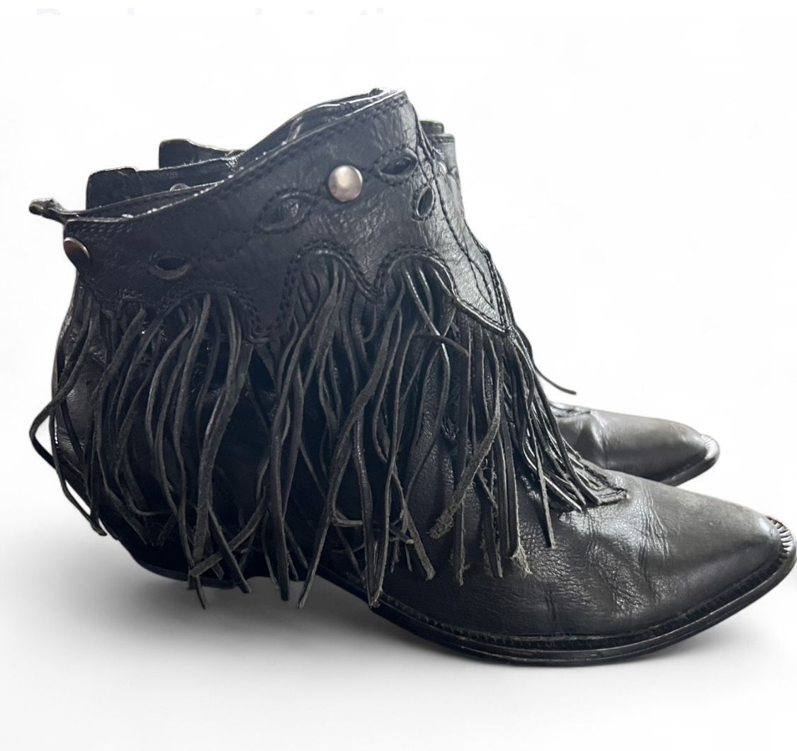 DIESEL black leather fringe ankle boots with a western vibe Size 7 #festivalvibes