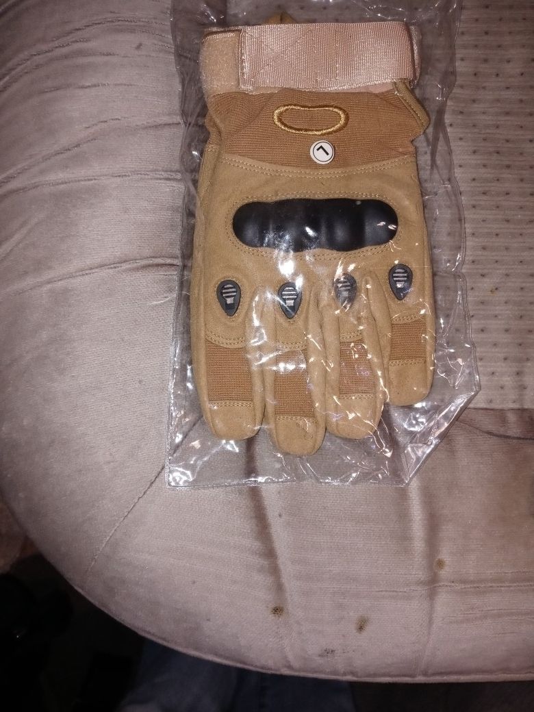 Authentic Oakley Gloves-Coyote