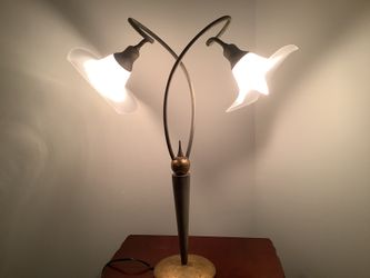 Lamp Very Heavy Gold Trim Bright Light’s . 22” Tall