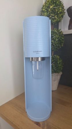 Almost New SodaStream Terra