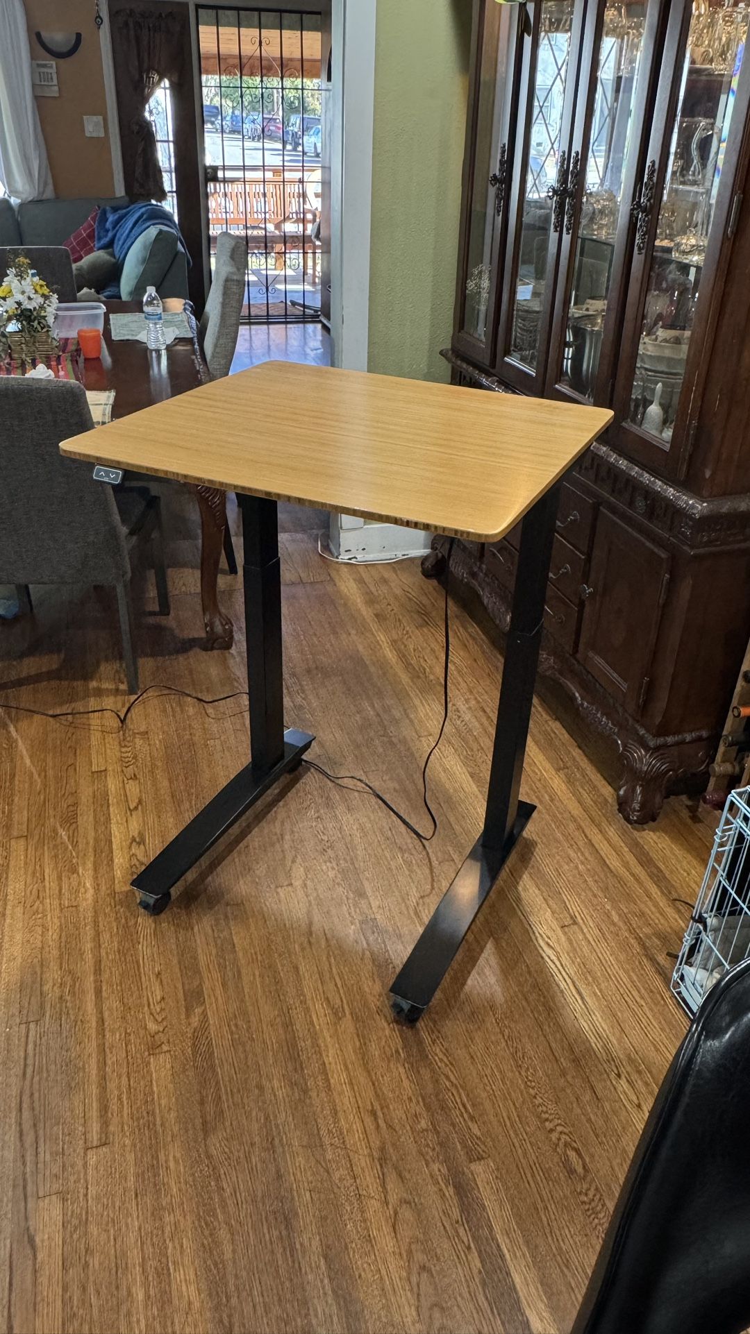 Electric Standing Desk