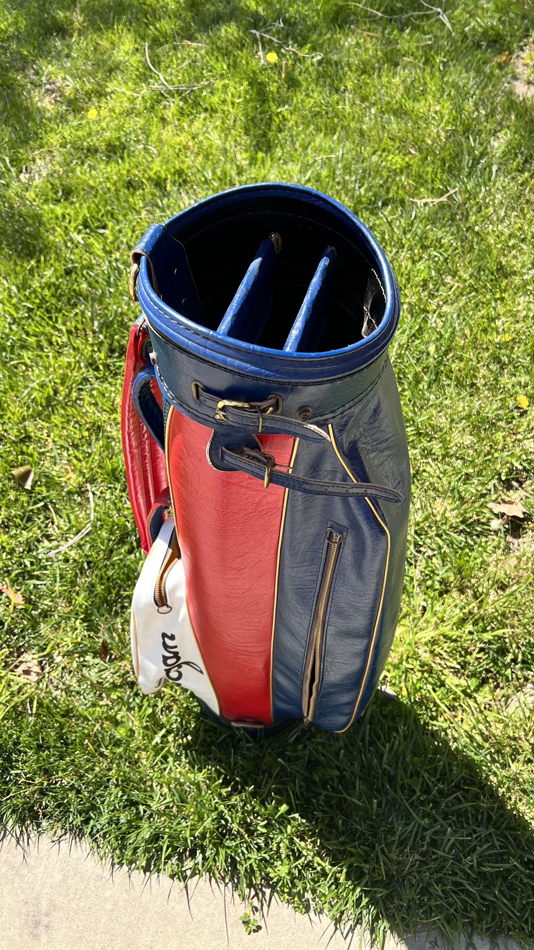 Baby blue retro AMF Ben Hogan Golf Bag. - Golf Bags - Columbia