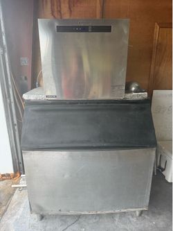 Thousand pound Ice Machine
