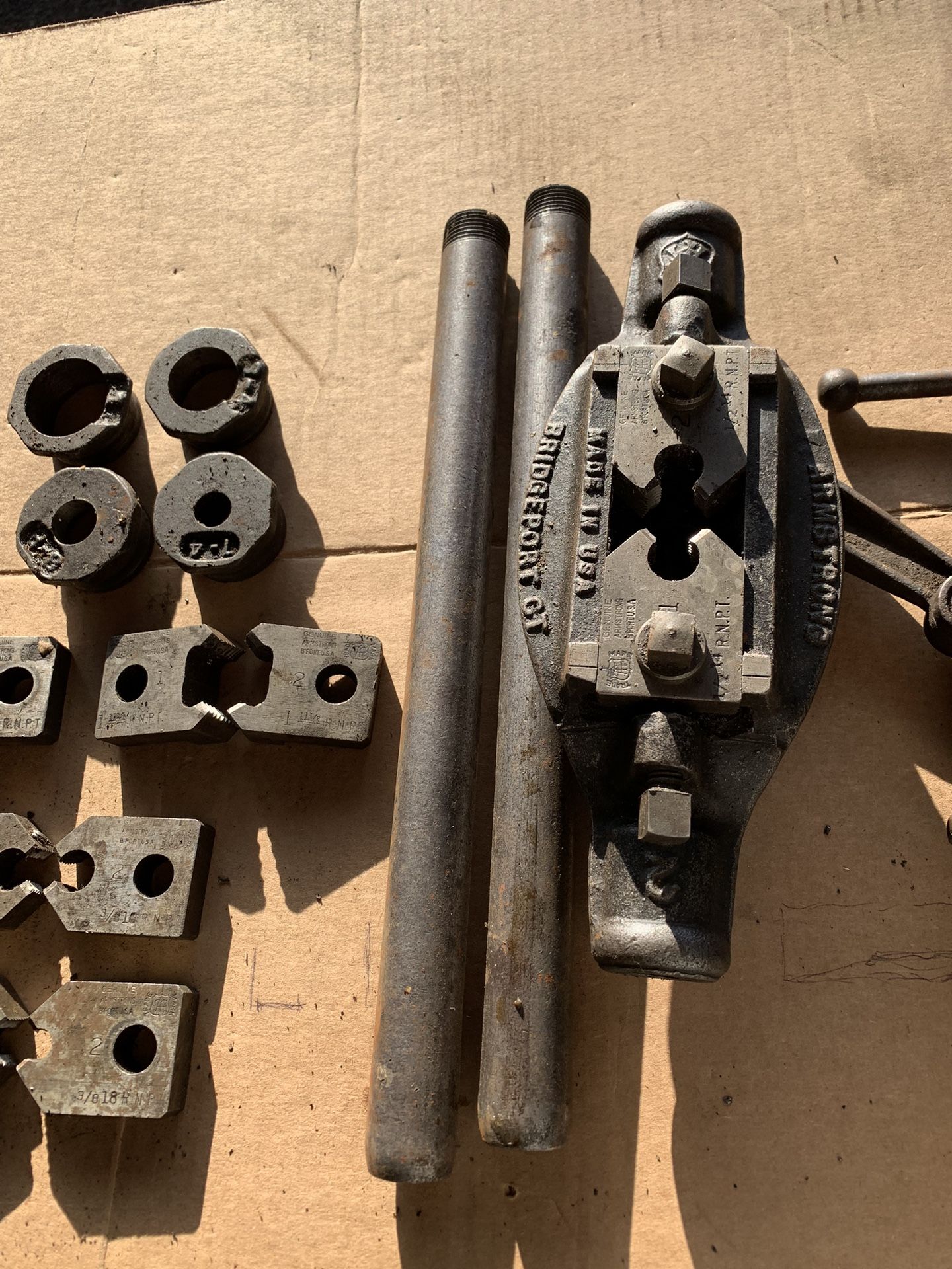 Pipe Threader