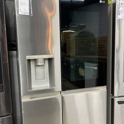 Frigidaire Mini Fridge for Sale in Riverside, CA - OfferUp