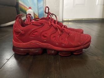 Red Nike air max size 10