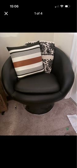 Mid-Century Style Black Pod Chair / Accent Swivel Chair