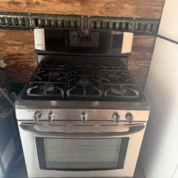 Kenmore Elite Gas Stove
