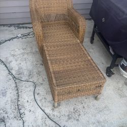 Wicker Chaise Lounge Chair