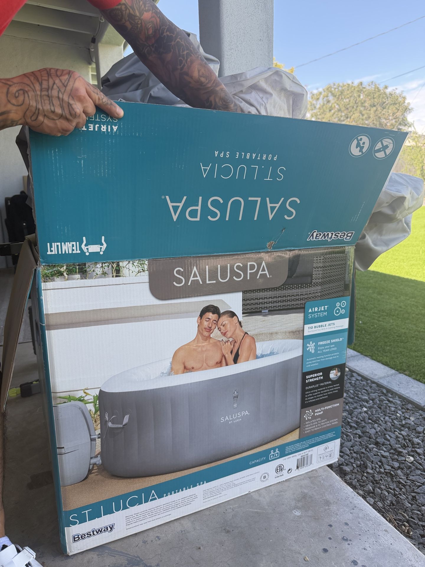 Saluspa St Lucia Inflatable Hot Tub