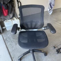 Rolling Office Chair Black
