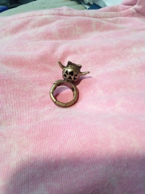 Woman's Ring