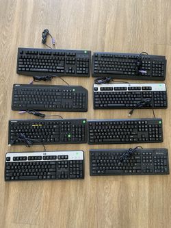 Lot of 8 computer keyboards
