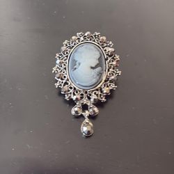 Cute Cameo Brooch