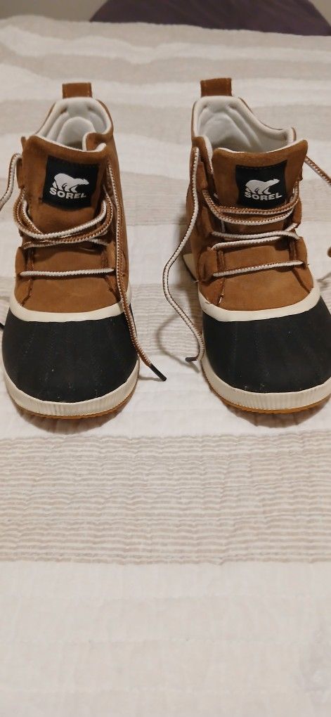 Ladies Sorel Boots
