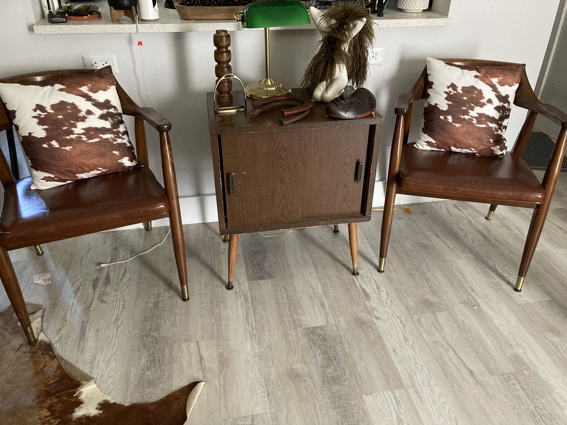 Vintage Mid Century Modern Gunlocke Chairs
