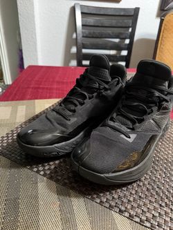 Adidas Low-Top Basketball Sneakers Triple Black Size  10.5
