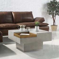 COFFEE TABLE WEATHERED GRAY (AC) $299 DELIVER AVAILABLE