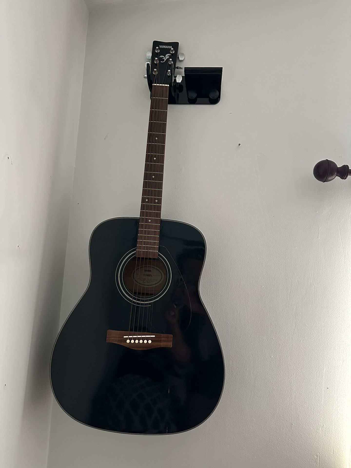 Acoustic Guitar