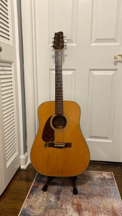 FENDER ACOUSTIC GUITAR F-210 LF