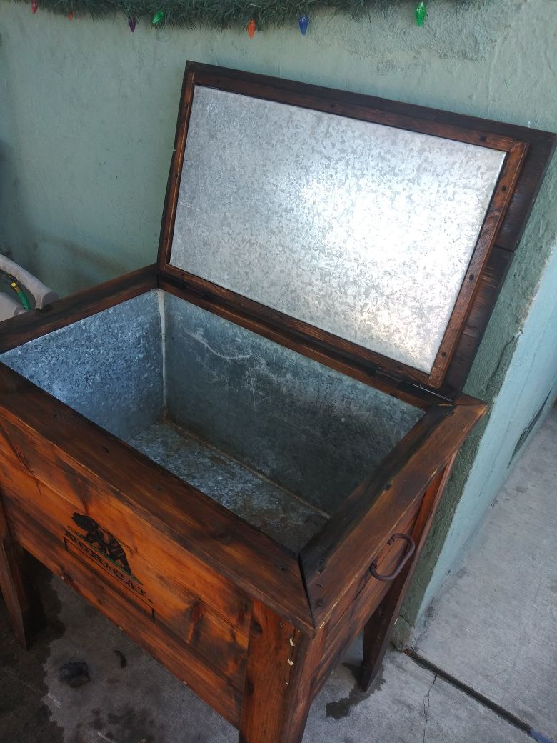 Ice chest good condition