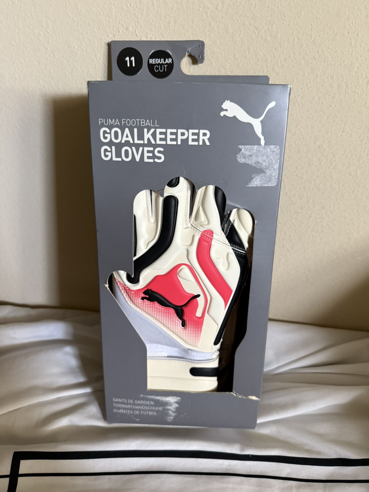 PUMA ULTRA PRO REGULAR CUT GK GLOVES