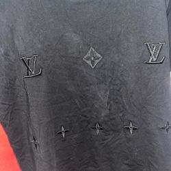 Louis Vuitton Size Small 