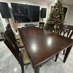 Dark Brown Extendable Dining Table with 6 Chairs