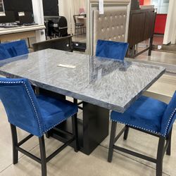 Dinning Table