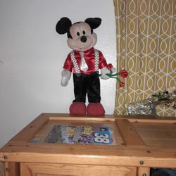 Valentines Day Mickey.    $5