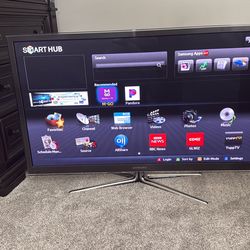 Samsung Smart TV 52”