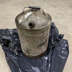 Vintage Oil Can